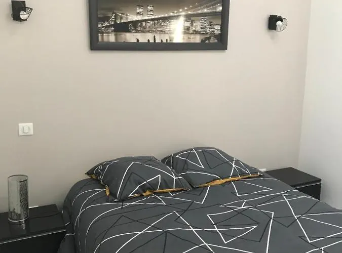 Le Chai De La Charentaise * سانت باليه سور مير